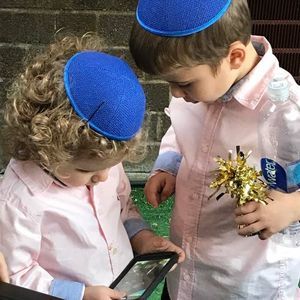 Meet your Posher, Shloimy end tzirel